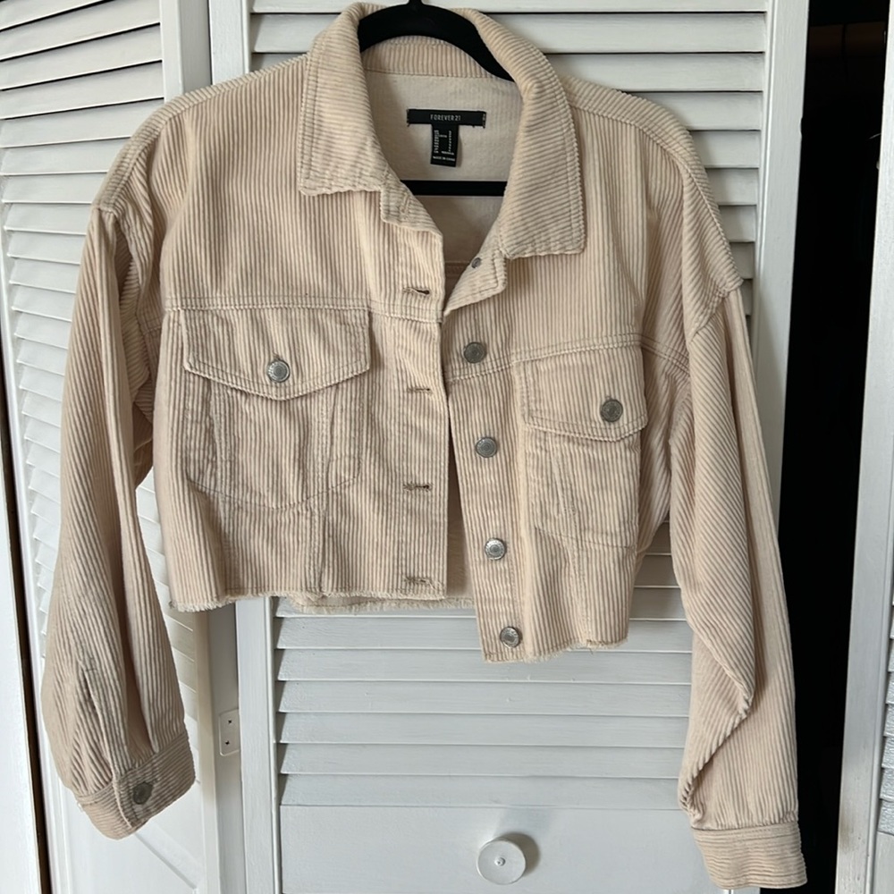 Cropped cream corduroy jacket